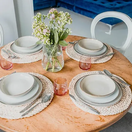 Apartament Nad Jeziorem Sajmino *