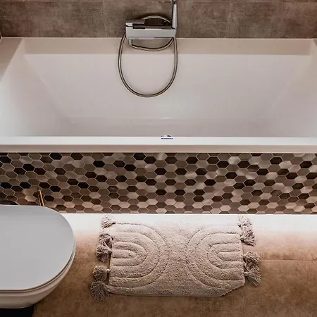 Apartament Nad Jeziorem Sajmino *