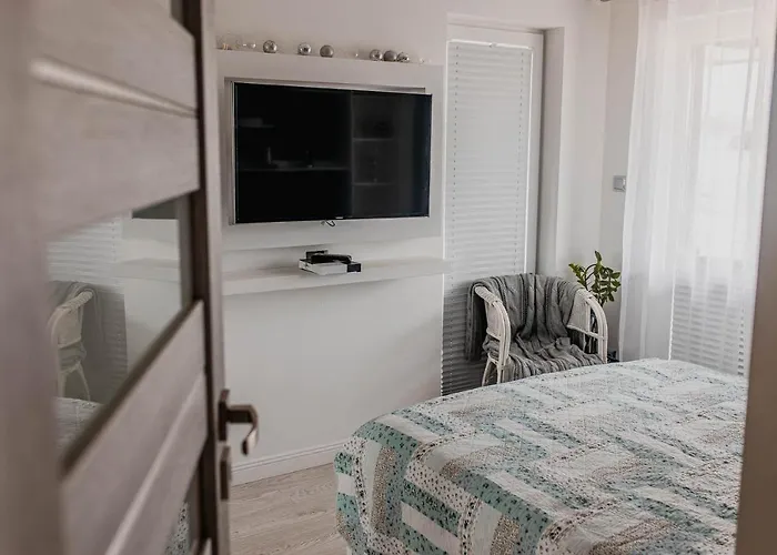 Apartament Nad Jeziorem Sajmino * Ostróda